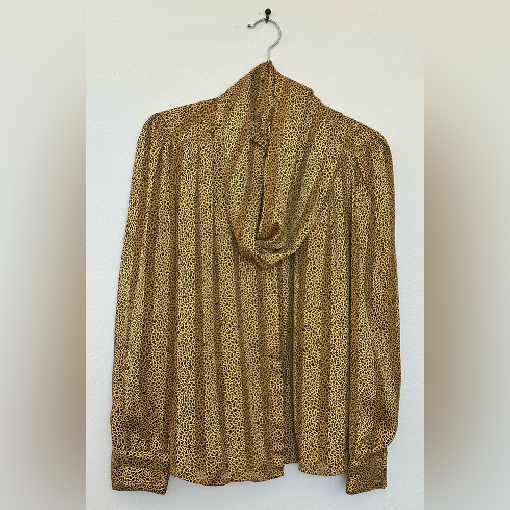 Vintage La Chine Classic by Galinda Wang Pattern Print Blouse with Scarf Detail
